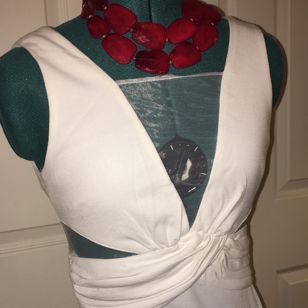 Toy white dres - Picture 2 of 7